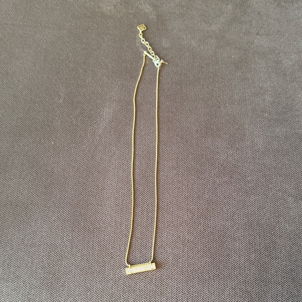 Kendra Scott Leanor necklace